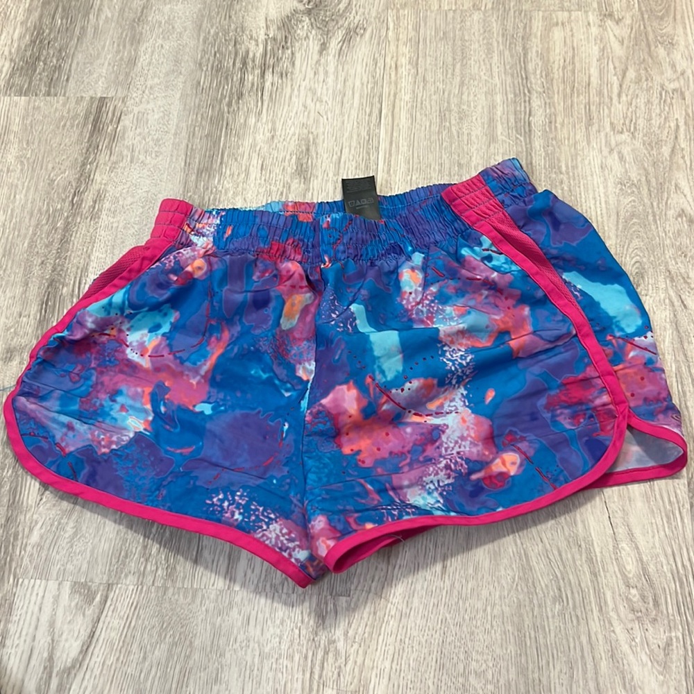galaxy print target active shorts for girls in L(10-12)